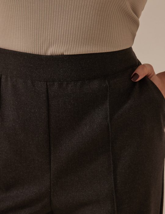 Γυναικείο παντελόνι ψηλόμεσο με κουμπί και τσάκιση