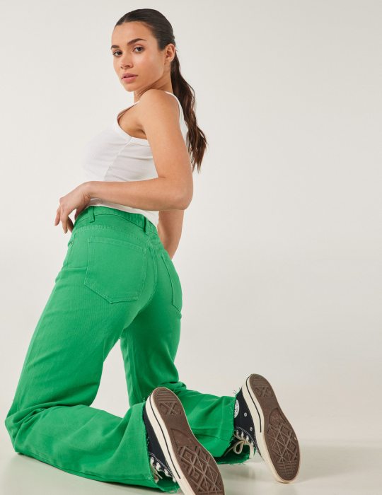 Γυναικείο τζιν παντελόνι ίσιο με φαρδύ μπατζάκι