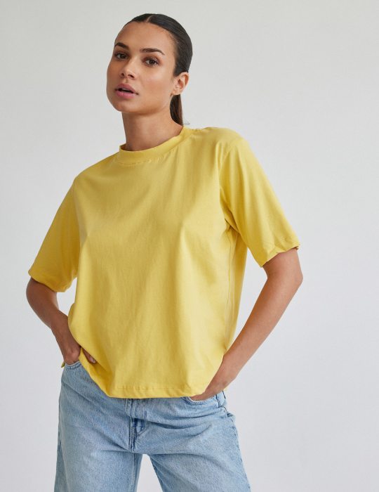 Γυναικείο κλασικό t-shirt φαρδύ με κοντό μανίκι