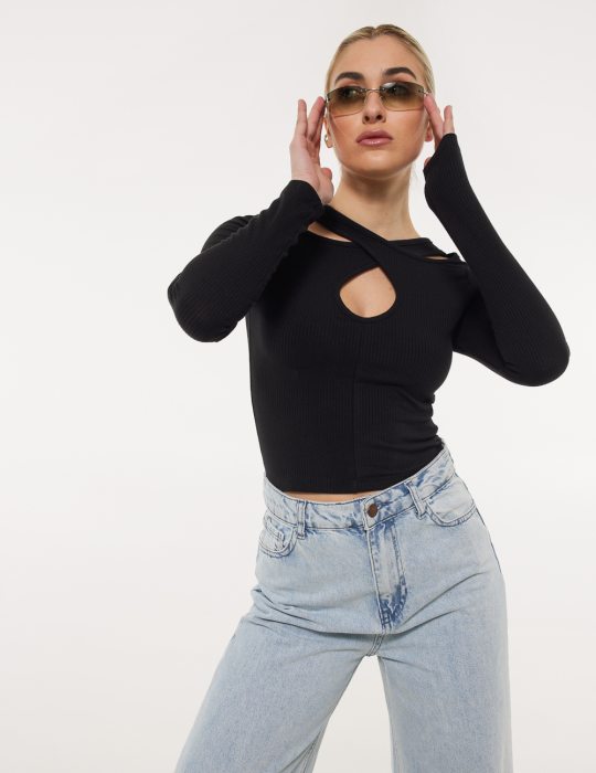 Γυναικεία μακρυμάνικη ριπ μπλούζα με χιαστί ντεκολτέ