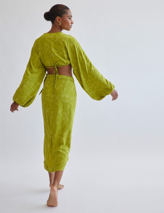 Midi καλοκαιρινή ανάγλυφη φούστα-παρεό με κρουαζέ δέσιμο