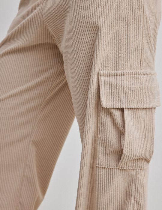 Γυναικείο cargo παντελόνι με ίσιο μπατζάκι