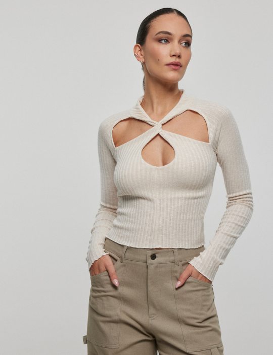 Γυναικεία ελαστική μπλούζα cut-out με πλέξη ριπ