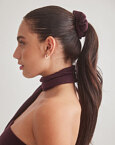 Πλεκτό μελιτζανί scrunchy
