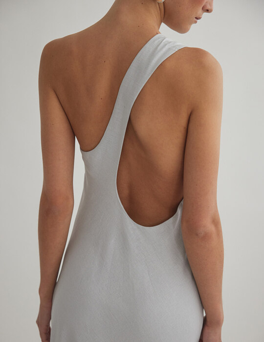 Λινό μακρύ φόρεμα με ανοιχτή πλάτη one-shoulder