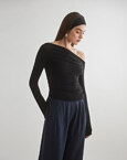 Μακρυμάνικη μπλούζα one-shoulder από bamboo