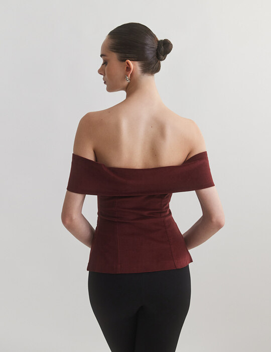 Βελούδινο off-shoulder τοπ με κουμπιά