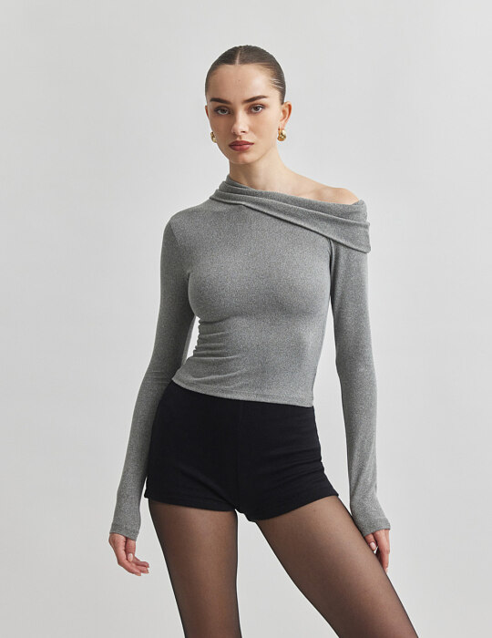 Πλεκτή one-shoulder μπλούζα
