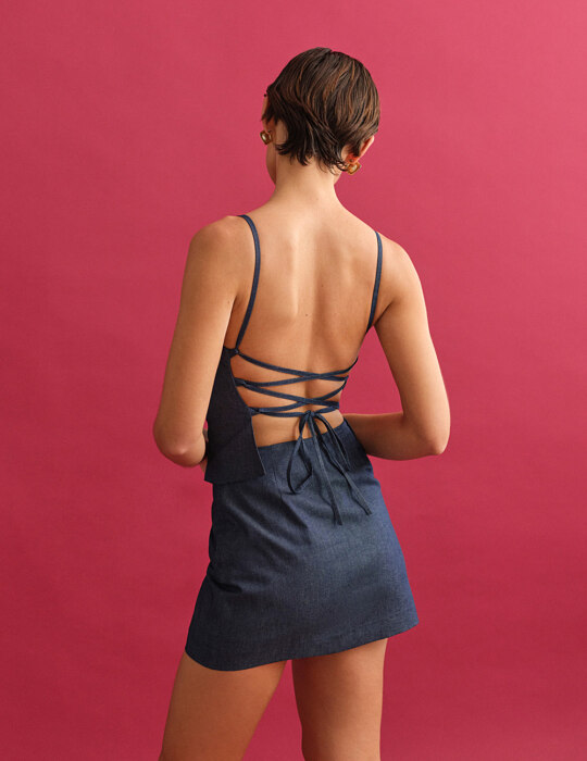 Τοπ με χιαστί πλάτη denim
