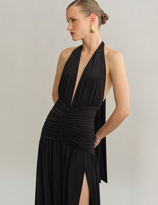 Maxi halter φόρεμα με σούρες