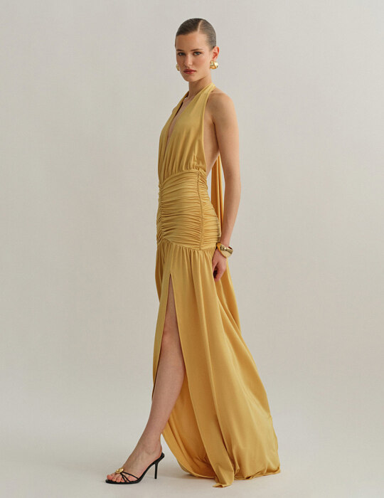 Maxi halter φόρεμα με σούρες