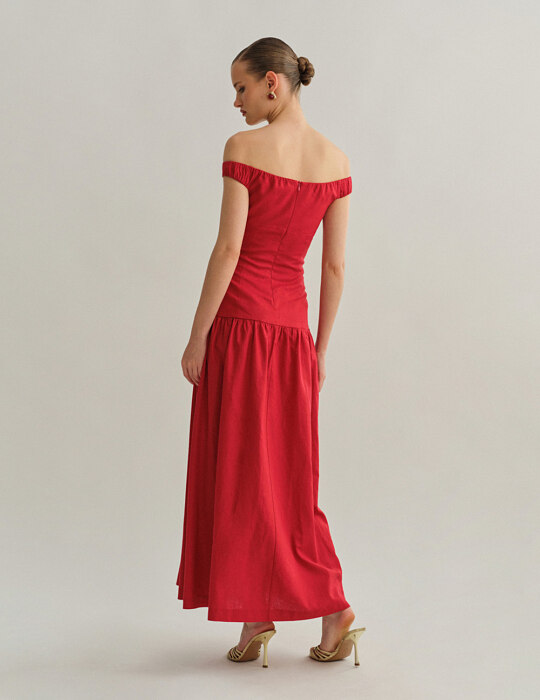 Off-shoulder λινό midi φόρεμα