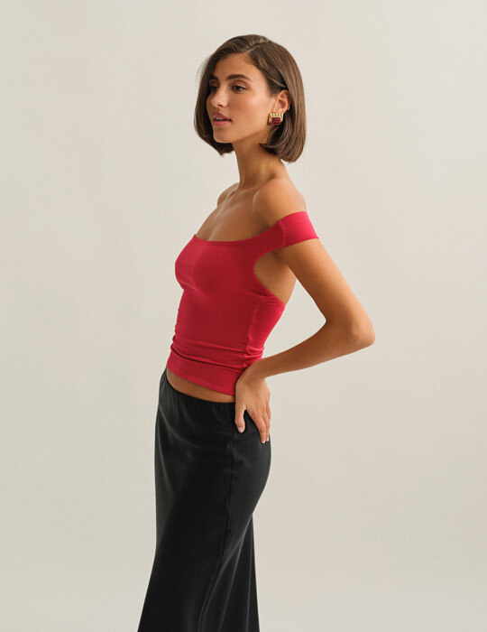 Off-shoulder τοπ με ανοιχτή πλάτη