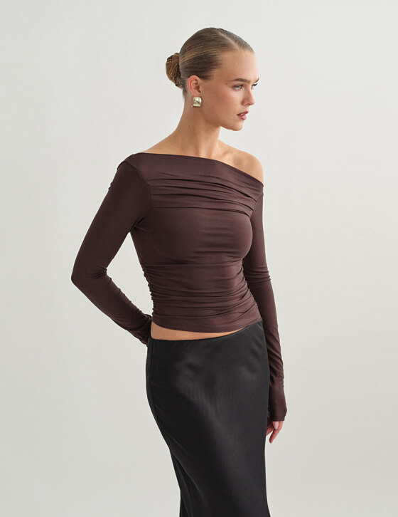 Μακρυμάνικη μπλούζα one-shoulder από bamboo